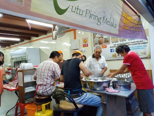 Putu Piring Melaka